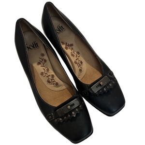 Sofft Kitten Heel Pump Kiltie Horse Bit Black Leather Size 8.5 Classic